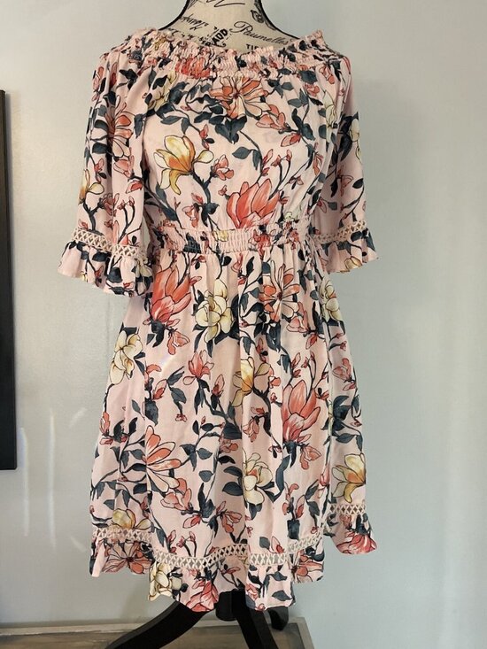 Lulus Dresses & Skirts - Lulus Pink Floral Off Shoulder Boho Mini Dress Bell Sleeve Womens XS (M5)